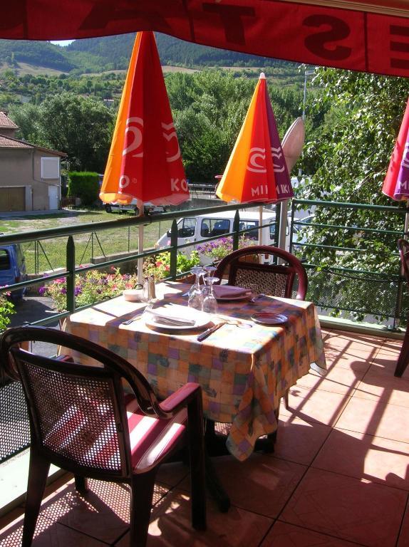 Les Berges Du Tarn Aparthotel Millau Zewnętrze zdjęcie