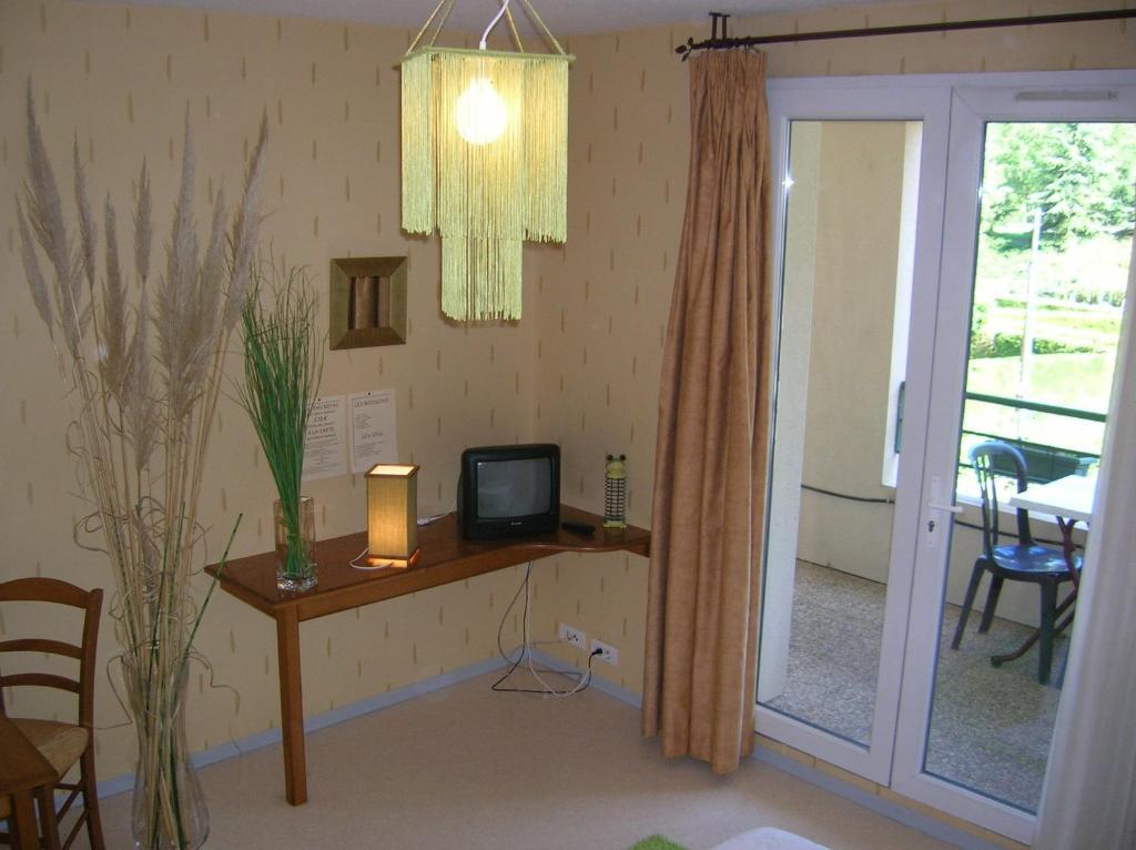 Les Berges Du Tarn Aparthotel Millau Pokój zdjęcie