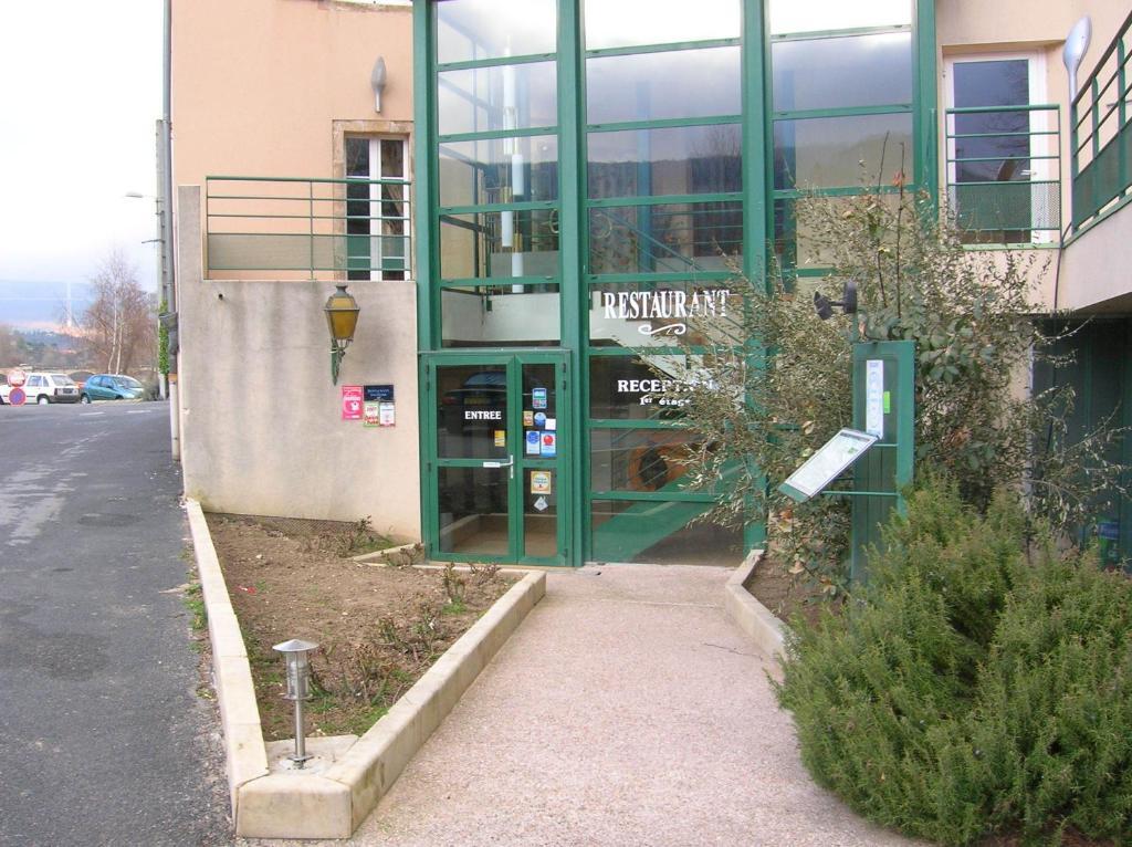 Les Berges Du Tarn Aparthotel Millau Zewnętrze zdjęcie